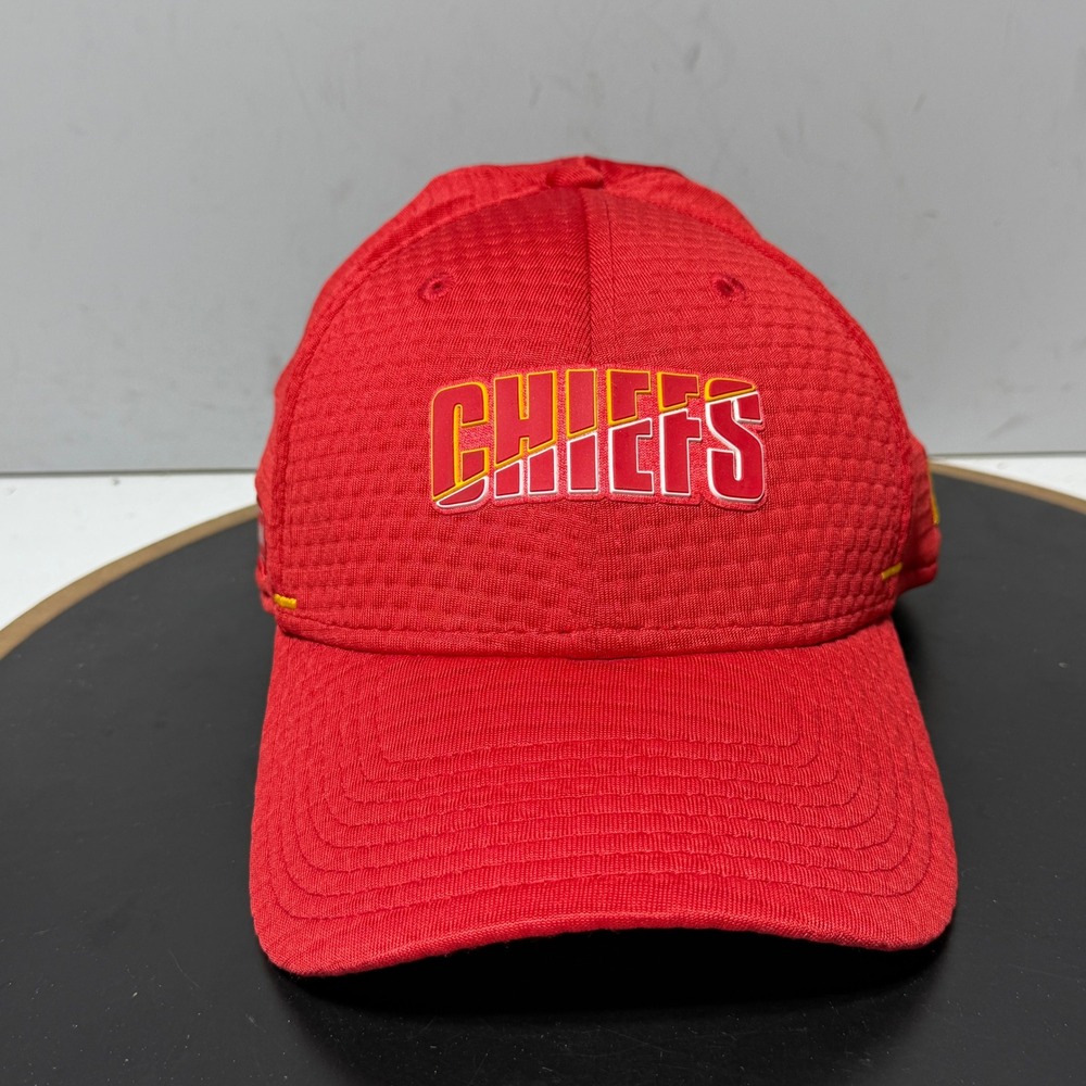 Kansas City Chiefs Hat Men Large XL New Era 39THIRTY Red Flex Fit Training NFL